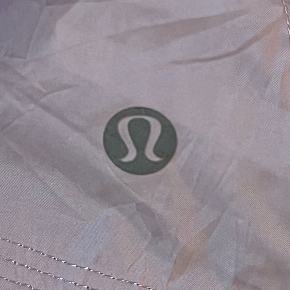 Lululemon Run: Record Breaker Jacket - Picture 11 of 14